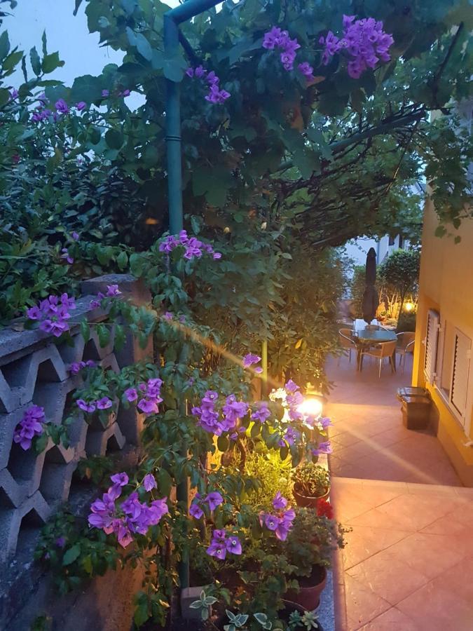 Apartmani Grguric Корнич Екстер'єр фото