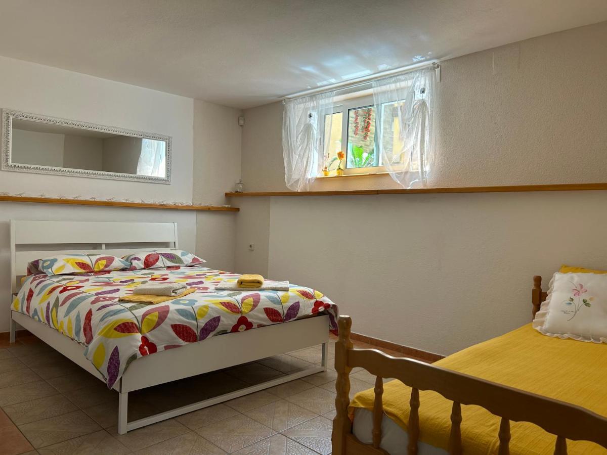 Apartmani Grguric Корнич Екстер'єр фото