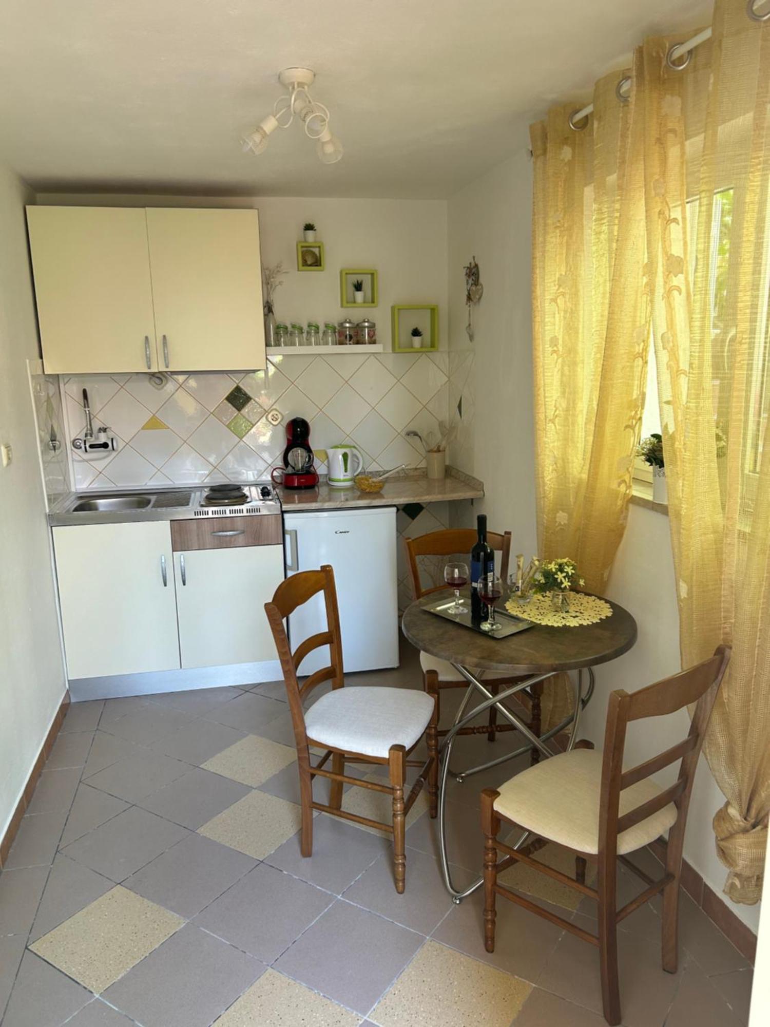 Apartmani Grguric Корнич Екстер'єр фото